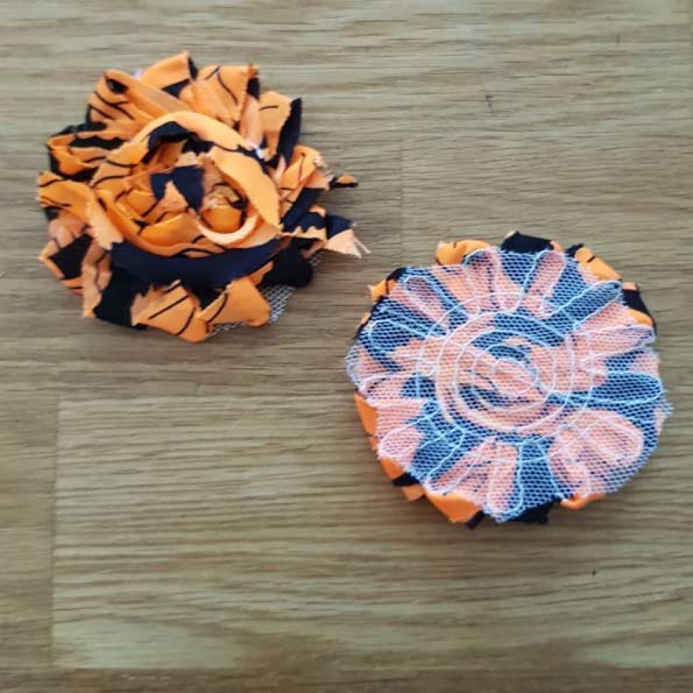 Flosset stoffblomst nr. 04