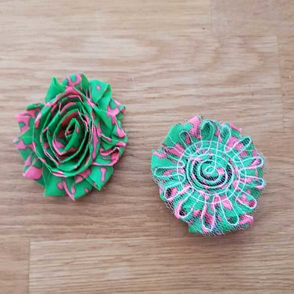 Flosset stoffblomst nr. 15