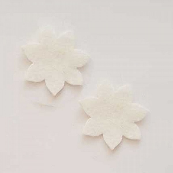 Jolie petite fleur en Feutrine 36 mm N&deg;10-07 x 2 pi&egrave;ces