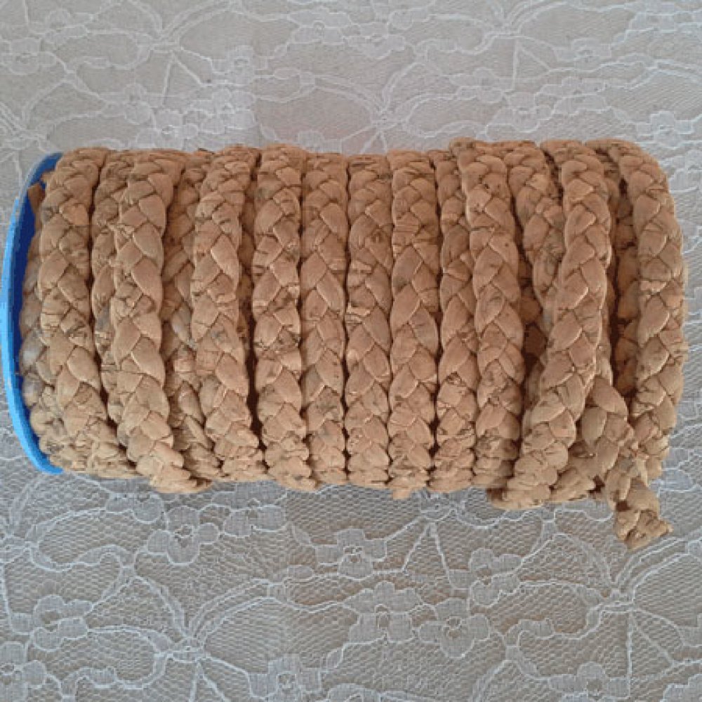 Flat flettet kork 10 mm x 20 cm.