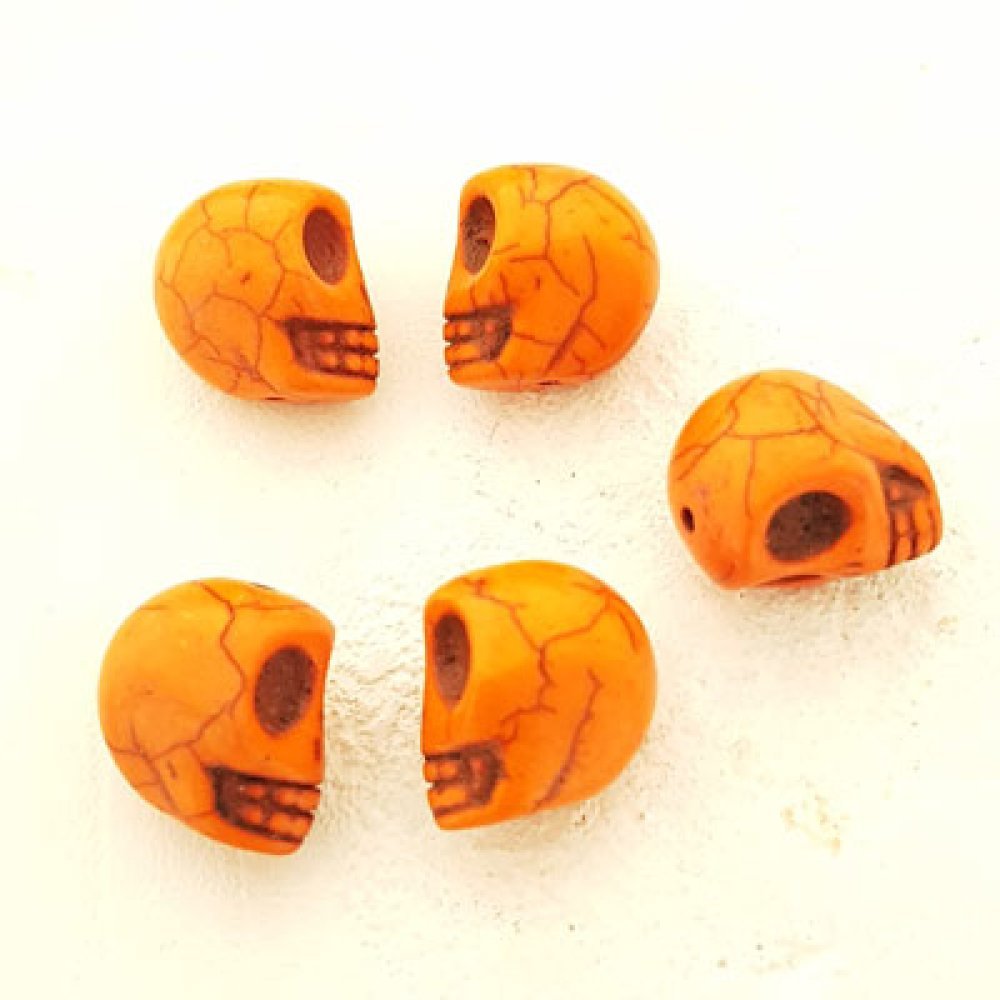 Lot 01 Howlite tonede hodeskaller 18 mm
