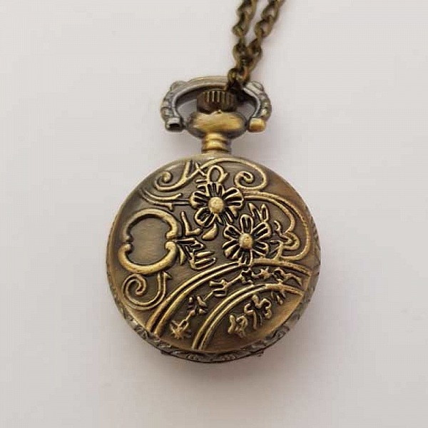 Blomst 03 Antikk bronse Gousset klokke med kjede