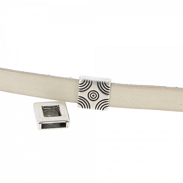 Passasje 06 mm i Zamak N&deg;17 S&oslash;lv