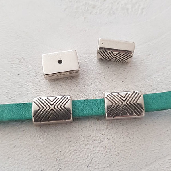 Passasje 06 mm i Zamak N&deg;23 S&oslash;lv