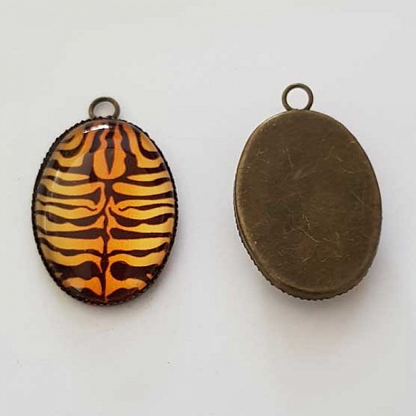 Pendentif Cabochon Ovale 25 x 18 mm en Verre Fantaisie N&deg;03-02