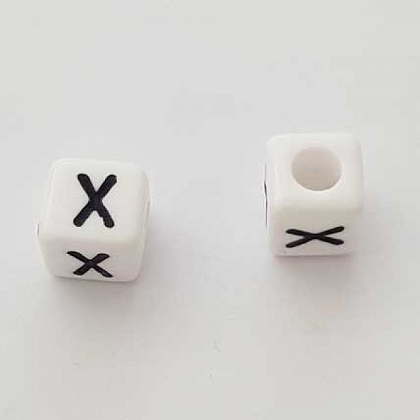 Perle Carr&eacute; Lettre X Blanc Noir 8mm