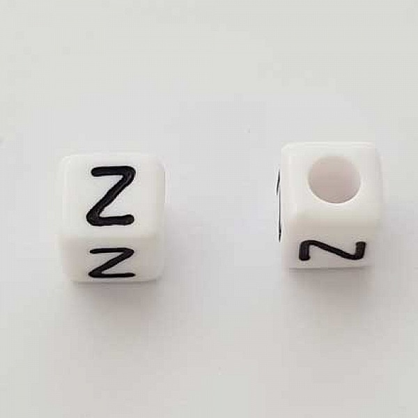 Perle Carr&eacute; Lettre Z Blanc Noir 8mm