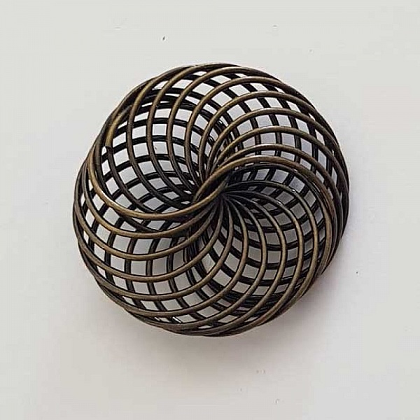 Blomst spiralperle 30 mm N&deg;04