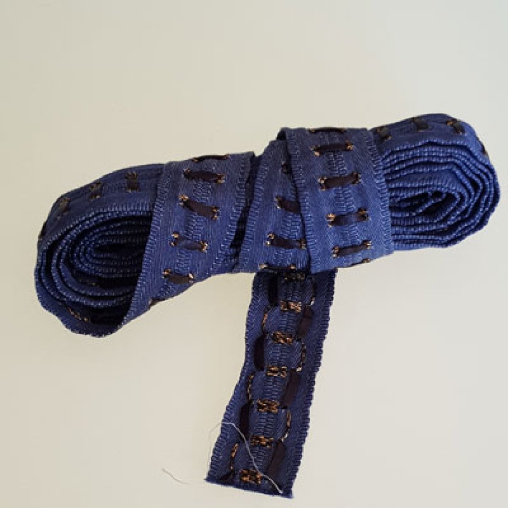 Fancy bånd N°076 kupong av 2 meter