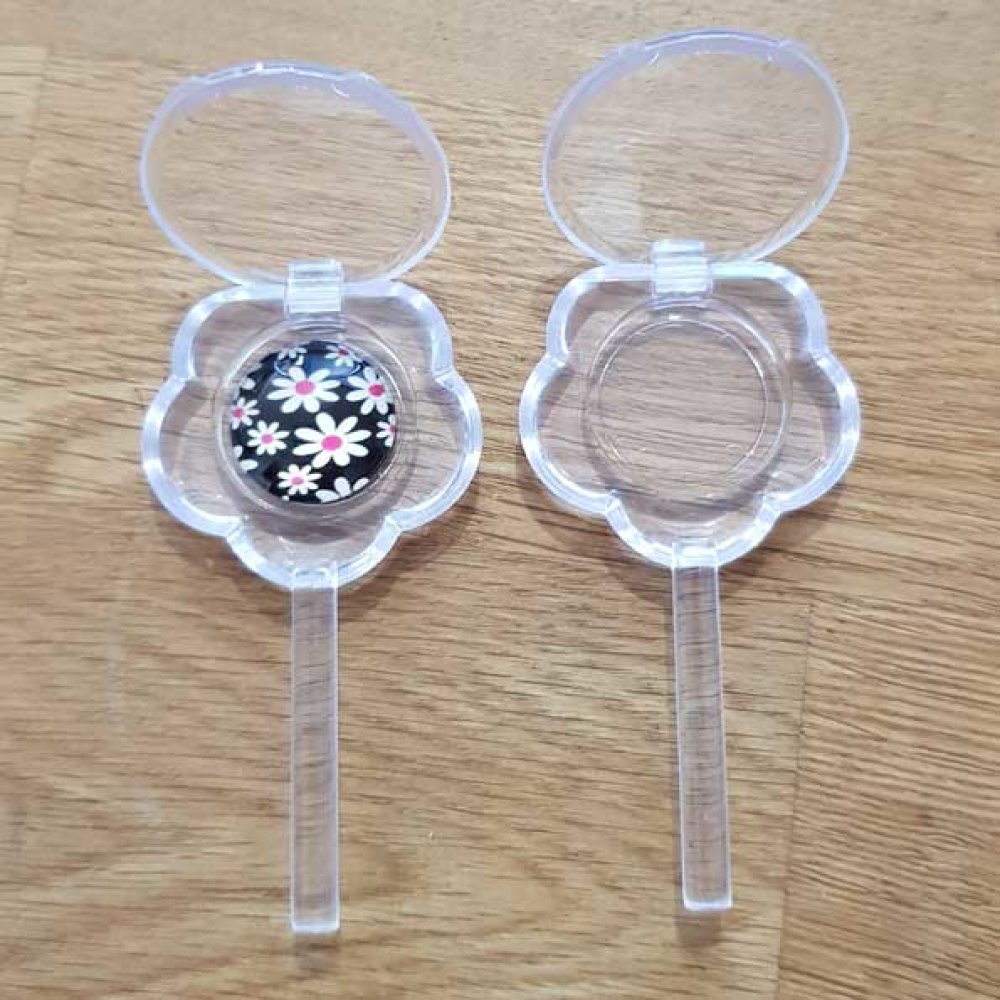 Plastdukke med fyll