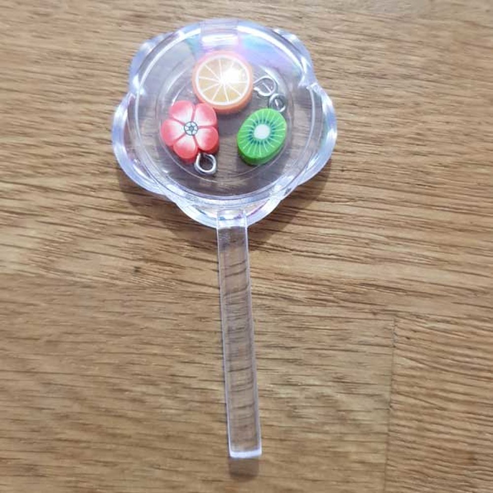 Plastdukke med fyll