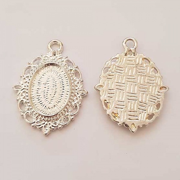 Support cabochon Ovale de 13 X 18 mm Argent N&deg;03