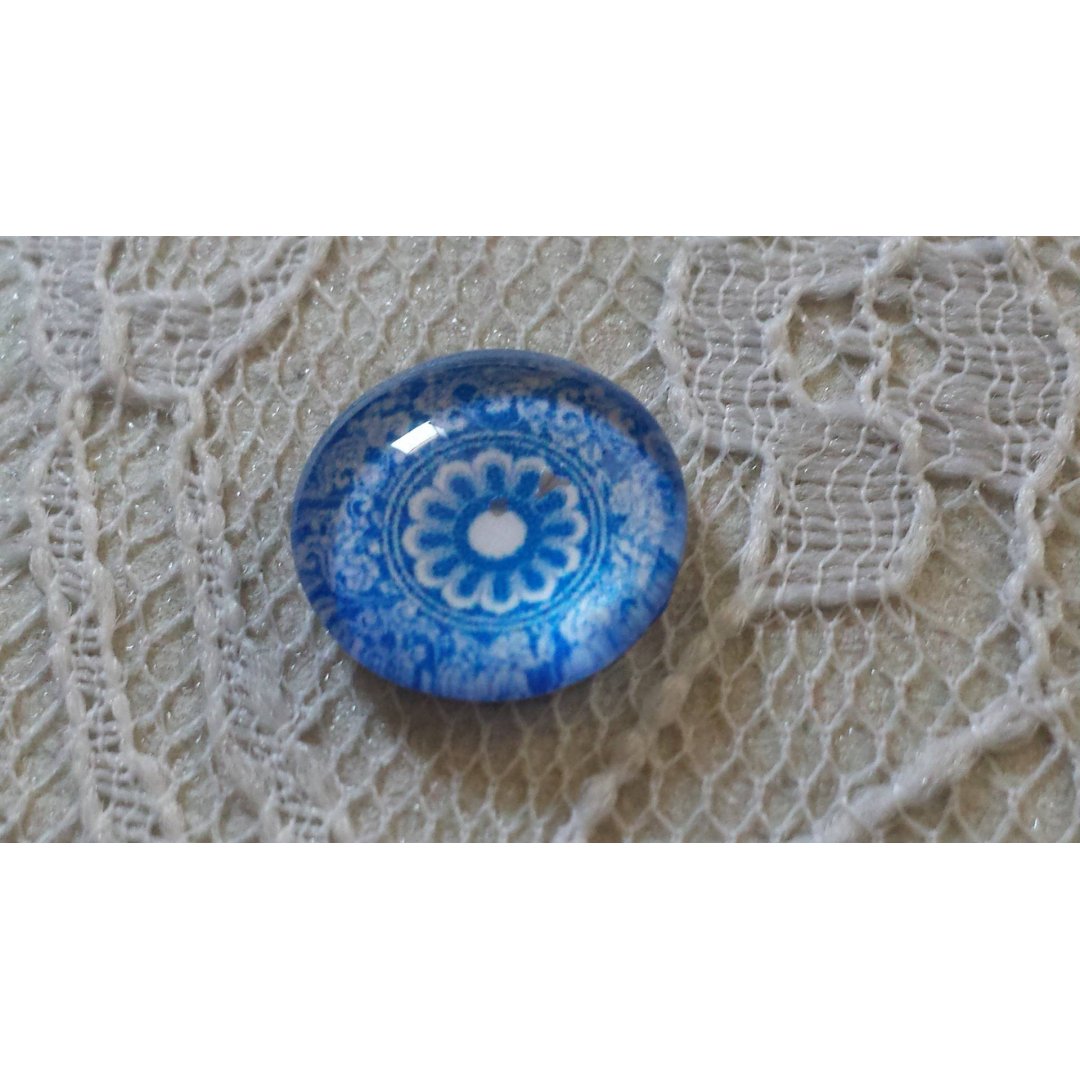 glass cabochon rund 12mm blå blomst 026 