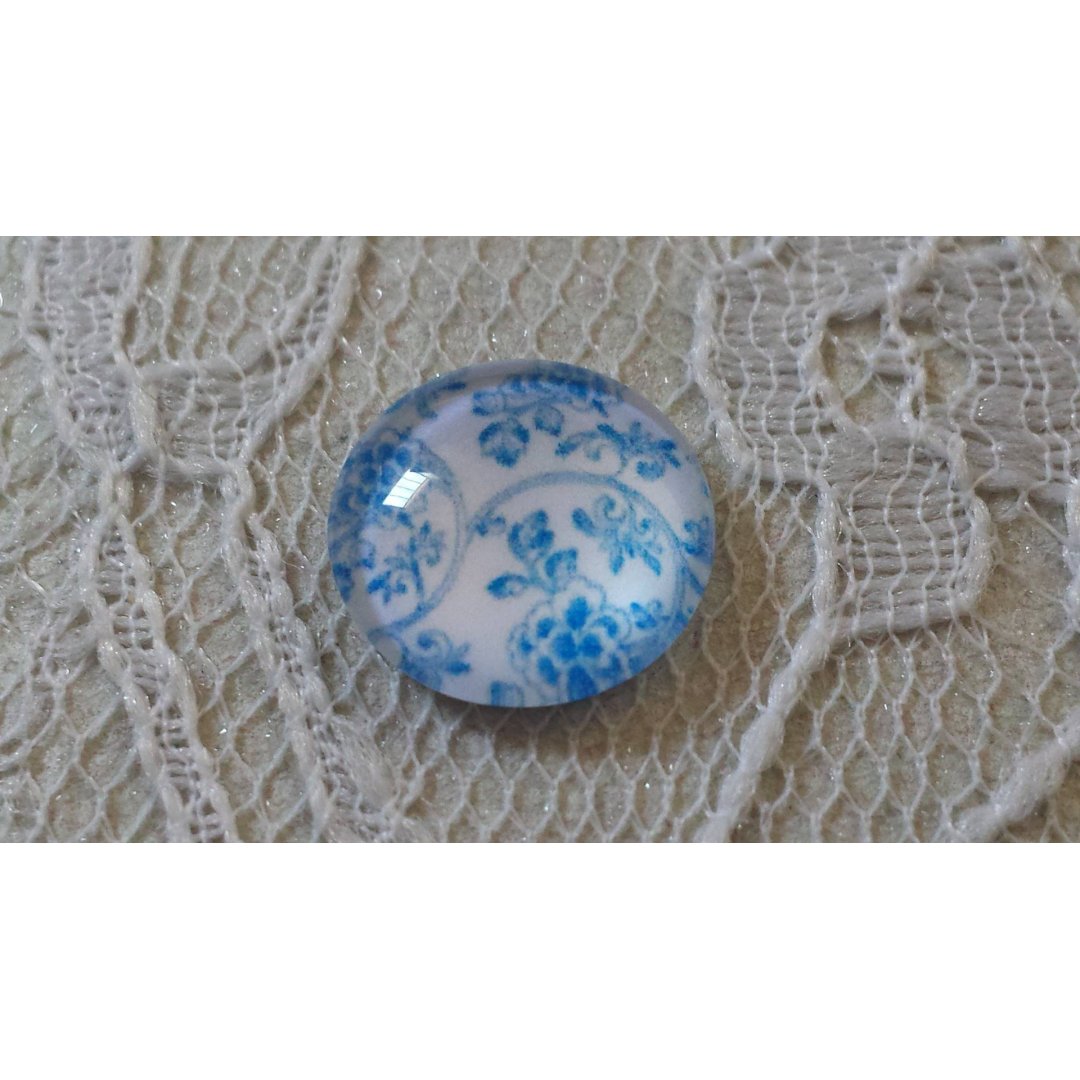 glass cabochon rund 12 mm blå blomst 014 