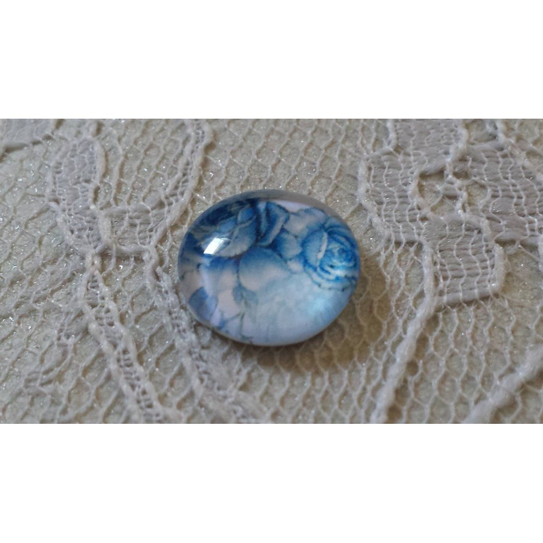 glass cabochon rund 12mm blå blomst 010 