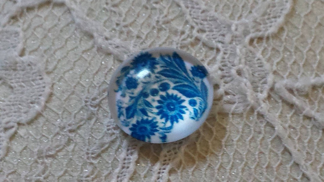 glass cabochon rund 12 mm bl&aring; blomst 001 