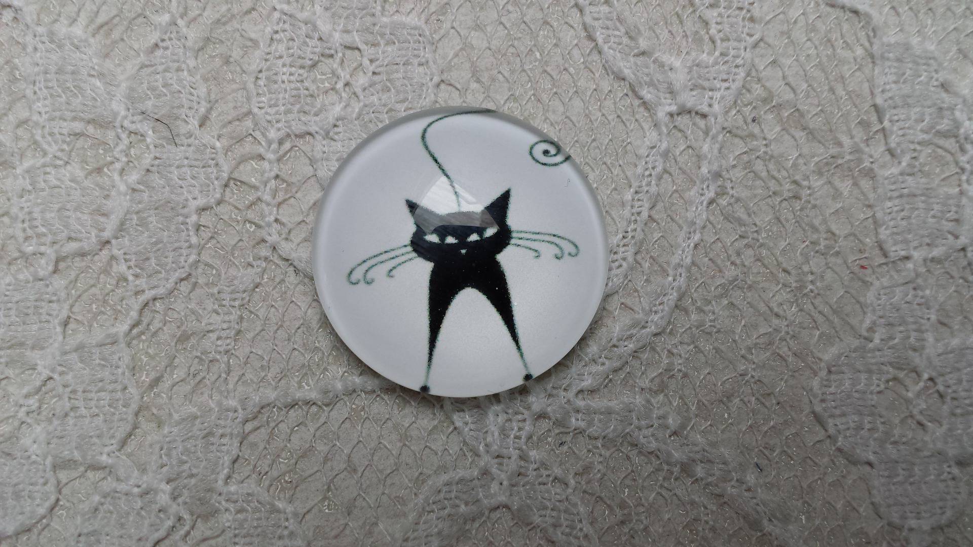 glass cabochon rund 10mm kat 018