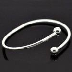 Europeisk stivt armbånd