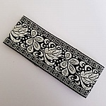 Fancy bånd nr. 002 per 22 cm.