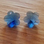 Blomsteranheng laget av fasettert glass N°04-03