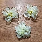 Sett med 3 fargede blomster vanngrønne organza-stoffer