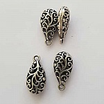 Gjennombrutt dråpe amulett N°04-01