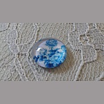 glass cabochon rund 12 mm blå blomst 016 