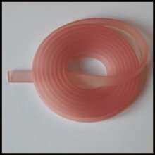 1 meter flat Pvc-ledning 5,8 x 1,9 mm gammelrosa