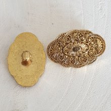18 mm oval gullknapp nr. 13