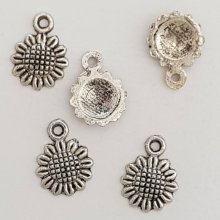 Flower Charm Metal N°037 Sølv