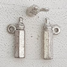 Baby flaske charm N°66