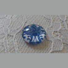 glass cabochon rund 12 mm blå blomst 024 