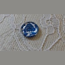 glass cabochon rund 12 mm blå blomst 017 