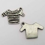 Charm Clothing Genser N°01