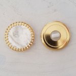28 mm gullknapp nr. 05 rund