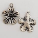 Flower Charm Metal N°092 Sølv