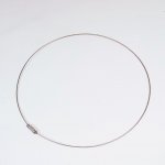 Pour créer des bijoux minimalistes, lot de colliers câble en métal et fermoir à visser.