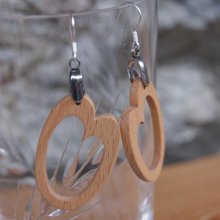 oval ørering i bøketre håndlaget tresmykke, geometrisk form