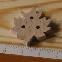 Håndlaget Maple Leaf Knott 25mm massivt tre Scrapbook Embellishment Nature Tree Leaf
