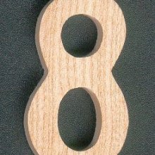 Tre nummer 8, 5 cm, som skal males og limes, 