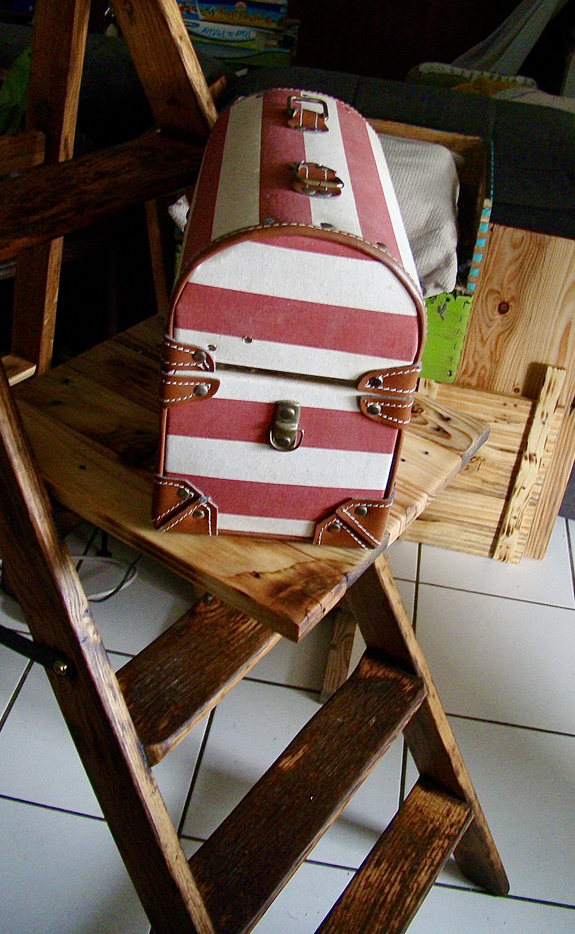 Coffre Magique Lumineux d&eacute;co 