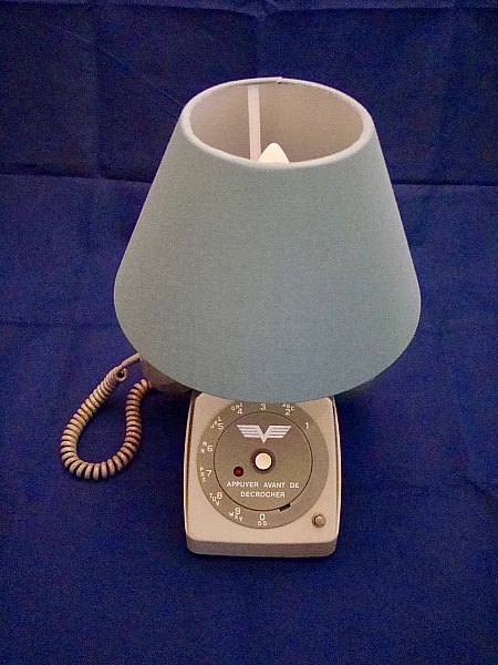 lufttelefon nattbordlampe sett 