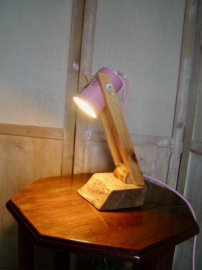 Skrivebordslampe for slemme jenter
