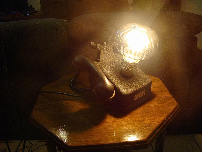 Retro steampunk telefonlampe