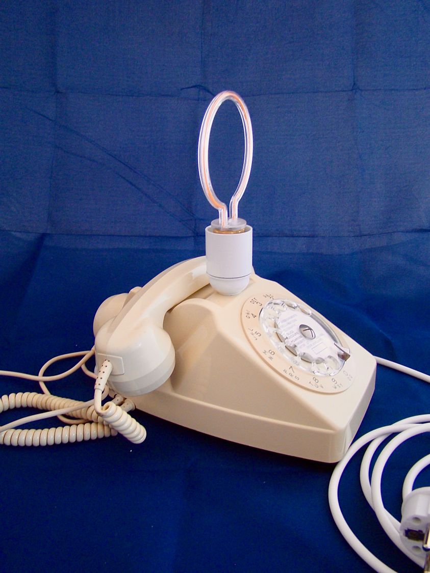 Dingo telefonlampe, hvit neon!