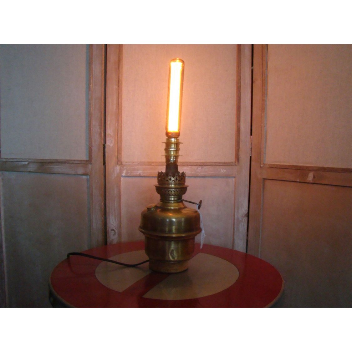 Messing parafinlampe i EDISON-stil 