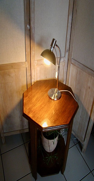 Liten skrivebordslampe til minipris