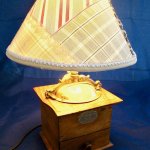 Kaffekvernlampe i landlig stil
