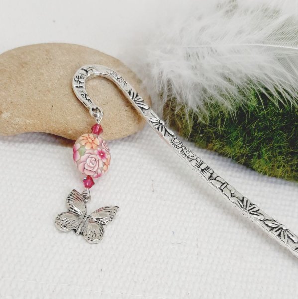 bokmerke s&oslash;lv anheng sommerfugl og perle veldig original linseformet med blomsterdesign