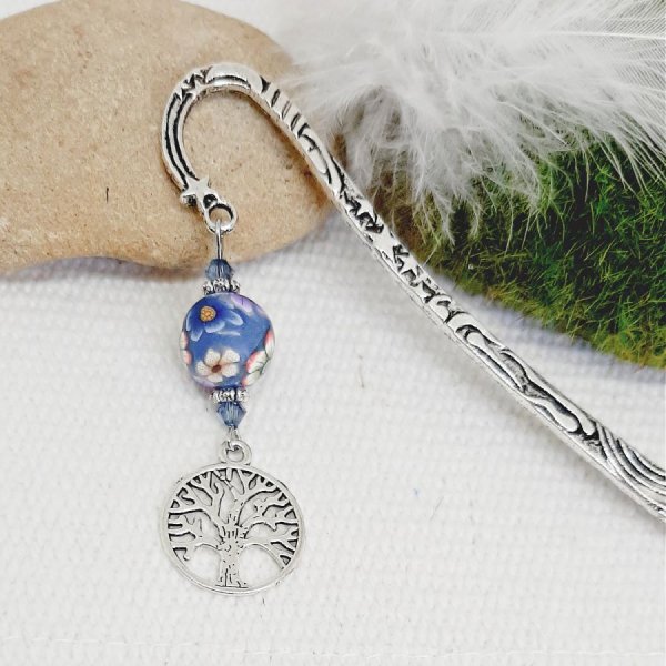 bokmerke livets tre s&oslash;lv og bl&aring;fiolett h&aring;ndlaget perle